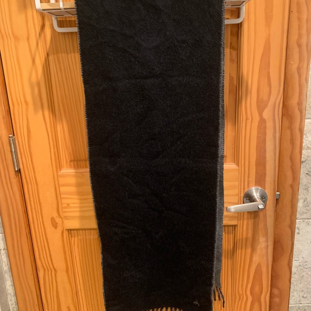 Brooks Brothers Gray Cashmere Scarf